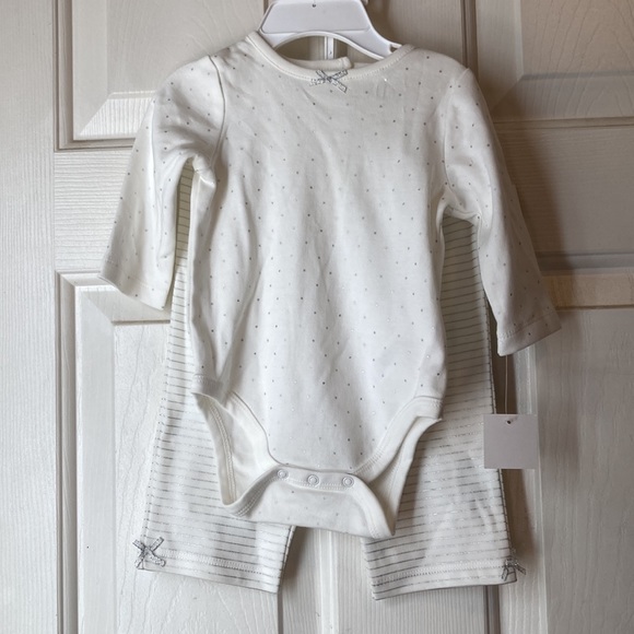 3 Piece Winter Baby Set - Picture 2 of 4